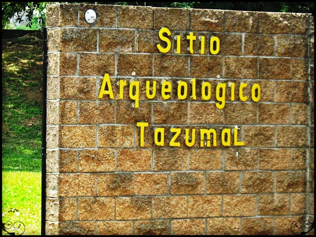 El Tazumal, El Salvador, Chalchuapa, Entrance