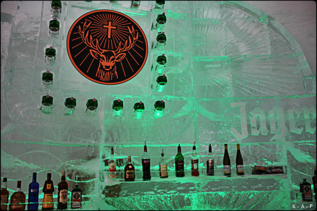 Jagermeister, ice bar, adventures, Île Notre-Dame, Beauty, BucketList, Canada, glace, hiver, ice, Montreal, Nature, outdoors, Parc Jean-Drapeau, Photo, Photography, Photos, Quebec, snow village montreal, snow. neige, Tourism, Tourism Quebec, Tourisme Québec, Travel, Views, village des neiges montréal, Winter