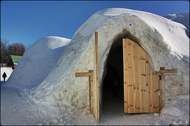 adventures, Île Notre-Dame, Beauty, BucketList, Canada, glace, hiver, ice, Montreal, Nature, outdoors, Parc Jean-Drapeau, Photo, Photography, Photos, Quebec, snow village montreal, snow. neige, Tourism, Tourism Quebec, Tourisme Québec, Travel, Views, village des neiges montréal, Walk, Winter