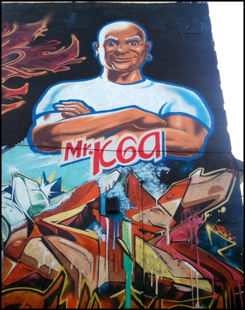 street art in Montreal, mural, urban art, street art, downtown, centre-ville, Montreal, Quebec