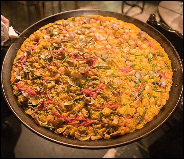 Paella, rice with seafood, Spanish food, foodie, foodporn, España