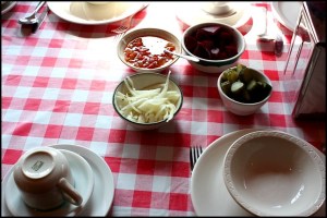 légumes marinés, marinated vegetables, Cabane à sucre, Constantin Grégoire, sugar shack, St-Esprit, Québec