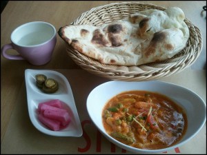 India, Indian food, Butter chicken, typical food, foodie, food porn, food photos, travel, travellersoul76, photography