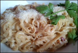 Spaghetti alla carbonara, pasta, Italy, Italia, typical food, foodie, food porn, food photos, travel, travellersoul76, photography