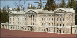 Buckingham Palace, London, UK, Miniature, Aiins World, Bucheon, South Korea, Theme Park, travel, photography, TS76