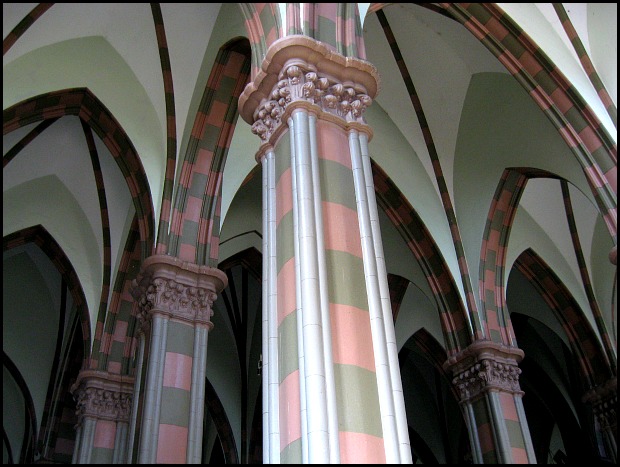 arches, architecture, interior. cathedral, Santa Ana Cathedral, Catedral de Santa Ana, El Salvador, Centro America, travel, photography, architecture, TS76