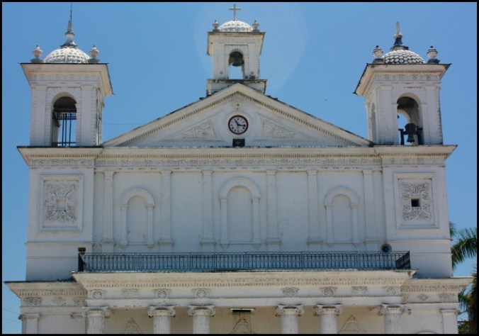 Façade, Iglesia Santa Lucia, Suchitoto, El Salvador, travel, photography, TS76