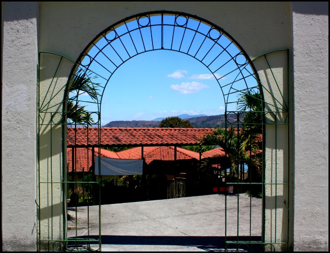 Puerto San Juan, Suchitoto, El Salvador, travel, photography, TS76