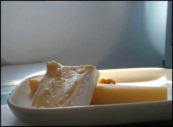 cheeses, inflight food, gourmet food, Finnair, business class, J class, travel, photography, TS76