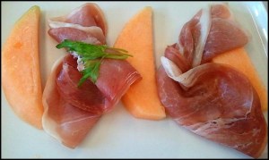 in flight food, gourmet food, Melon and prosciutto, business class, J class, travel, photography, TS76