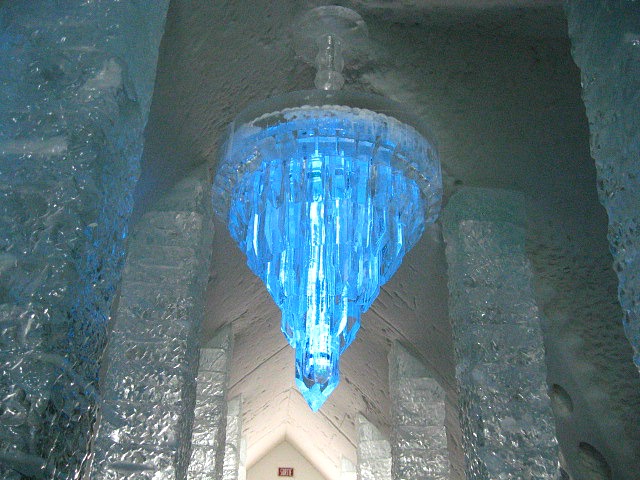 chandelier, Ice Hotel, Hôtel de Glace, Quebec, Canada, travel, photography, TS76