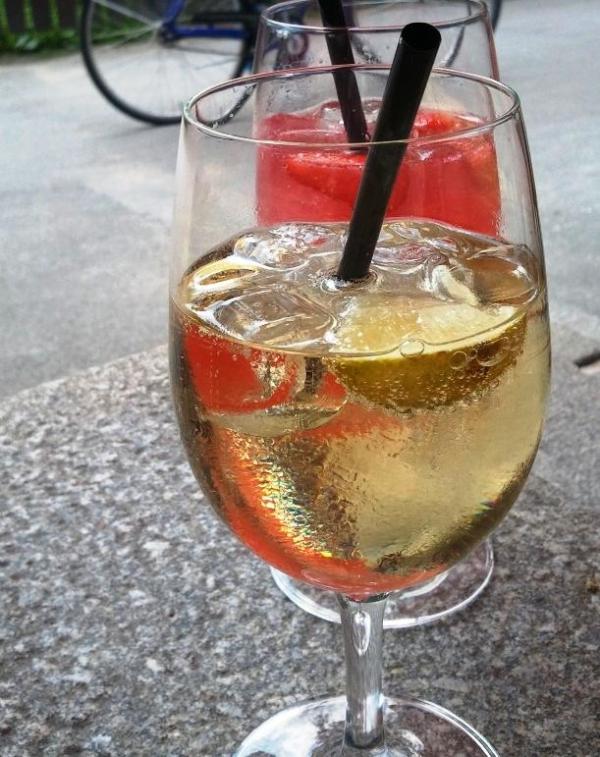 Nuremberg, Germany, Nürnberg, Deutschsland, Café Schepperschütz, Orphée, Twiggy bee, drinks, travel, TS76