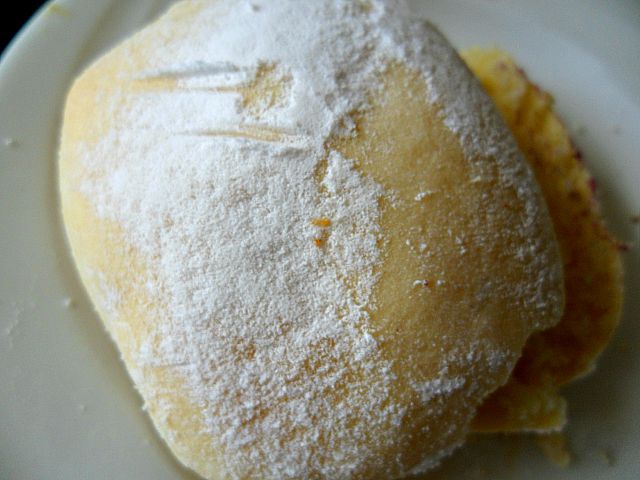 Toronto, Ontario, Windsor Arms, hotel, spa, afternoon tea, scone, lemon scone, photography, TS76