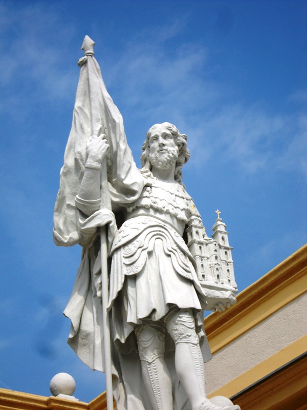 St-Peter statue, Viking River Cruises, Melk Abbey, Stift Melk, architecture, Melk, Austria, travel, photography, TS76