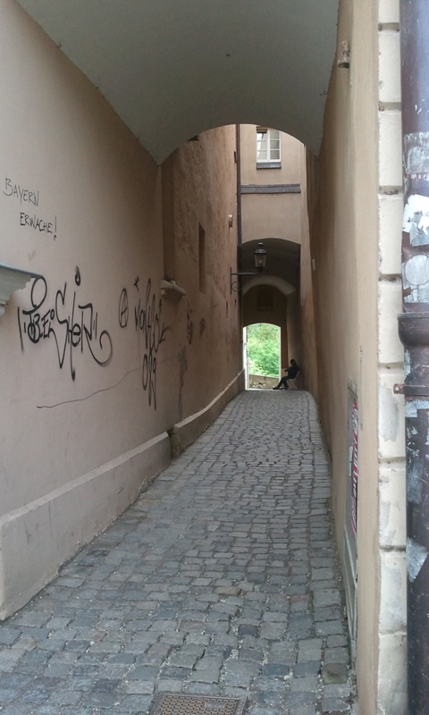 Alley, Passau, Germany, Deutschland, Europe, Europa, river cruise, travel, photography, visit bavaria, Bayern, TS76