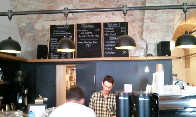 drinks, espresso embassy, budapest, hungary, photography, TS76