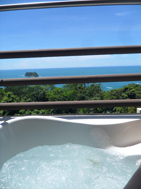 Jacuzzi, outdoor jacuzzi, Parador Resort and Spa, Quepos, Costa Rica, Manuel, Antonio, hotel, travel, accommodation, luxury, luxury travel, Central America, Centro America, photography, TS76
