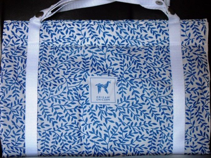 Origami Unicorn, Tuo Travel Undergarment Organizer, blue leaf pattern, travel, bag, TS76